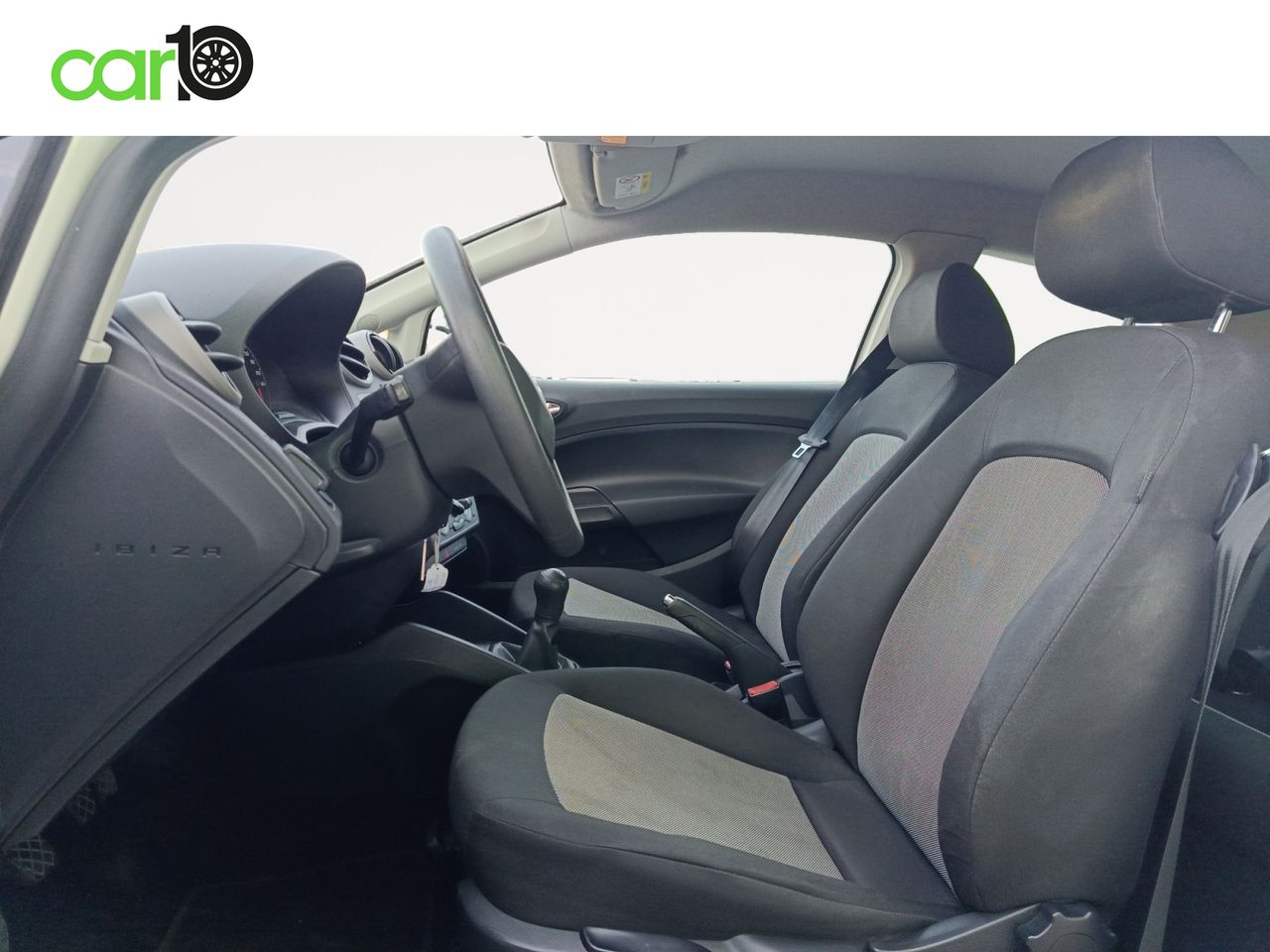 Seat Ibiza SC 1.4 TDI 90cv Reference  - Foto 6