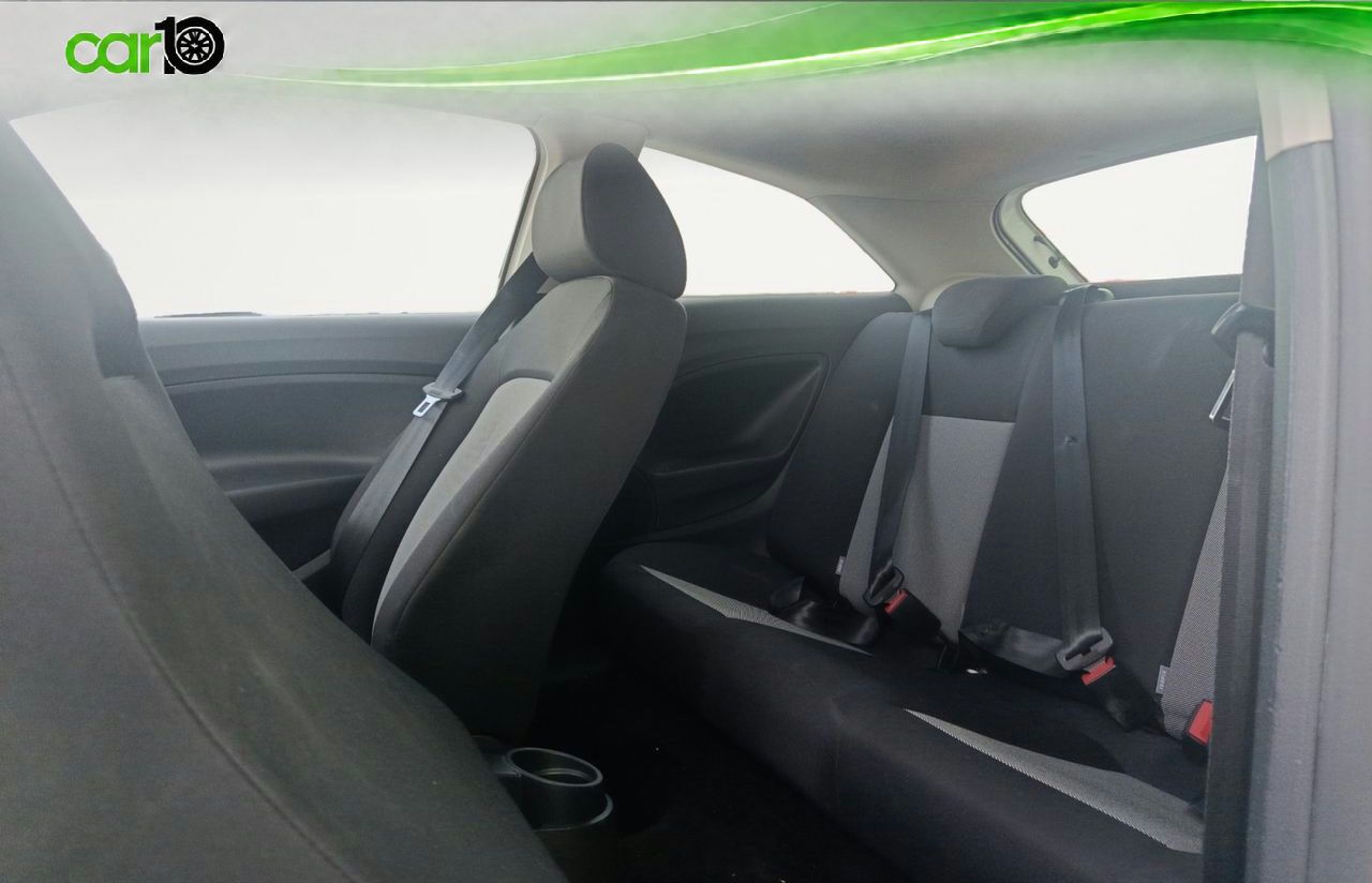 Seat Ibiza SC 1.4 TDI 90cv Reference  - Foto 11