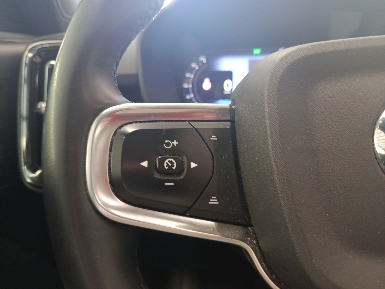 Volvo C40 Recharge Eléctrico Core Auto  - Foto 18