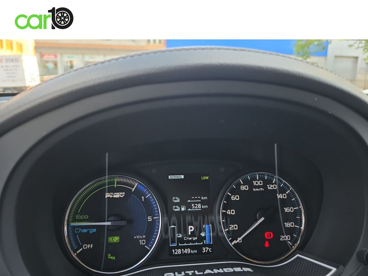 Mitsubishi Outlander 2.4 PHEV Kaiteki+ Auto 4WD  - Foto 17