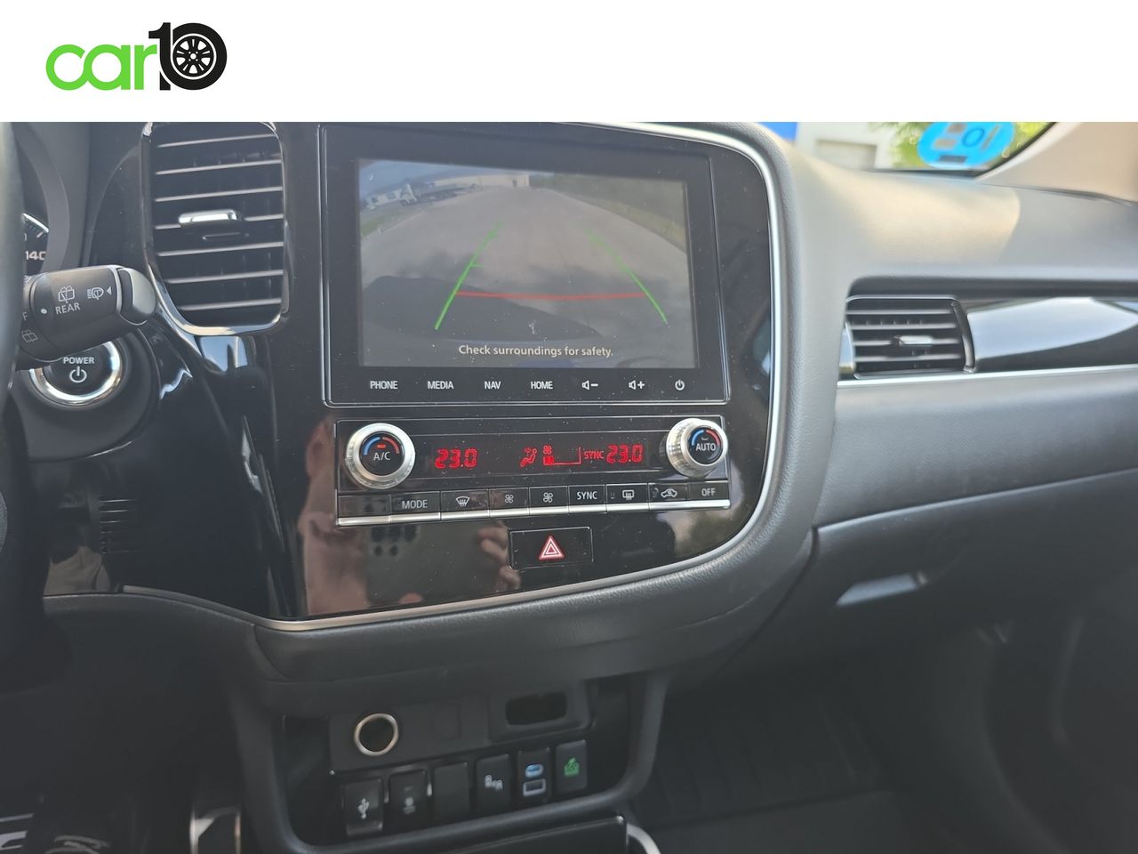 Mitsubishi Outlander 2.4 PHEV Kaiteki+ Auto 4WD  - Foto 19