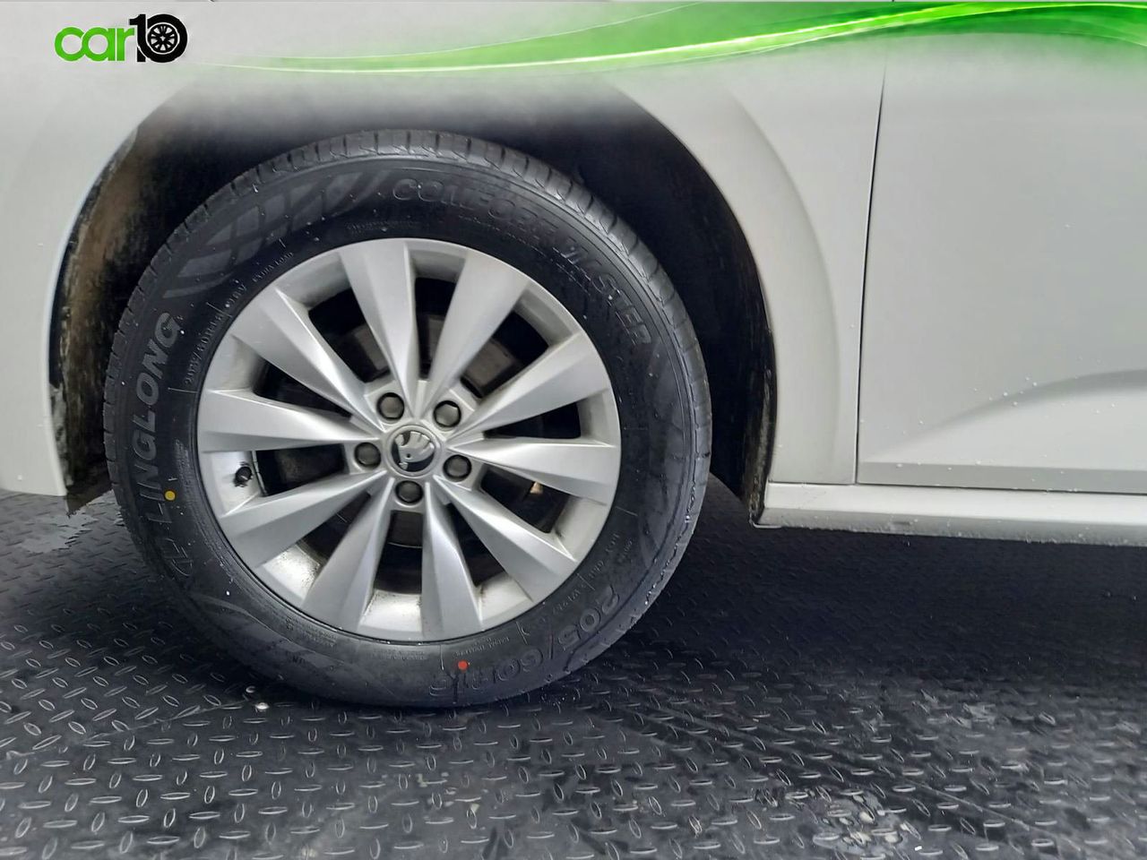 Skoda Kamiq 1.0 TSI 81kW (110CV) DSG Ambition  - Foto 18