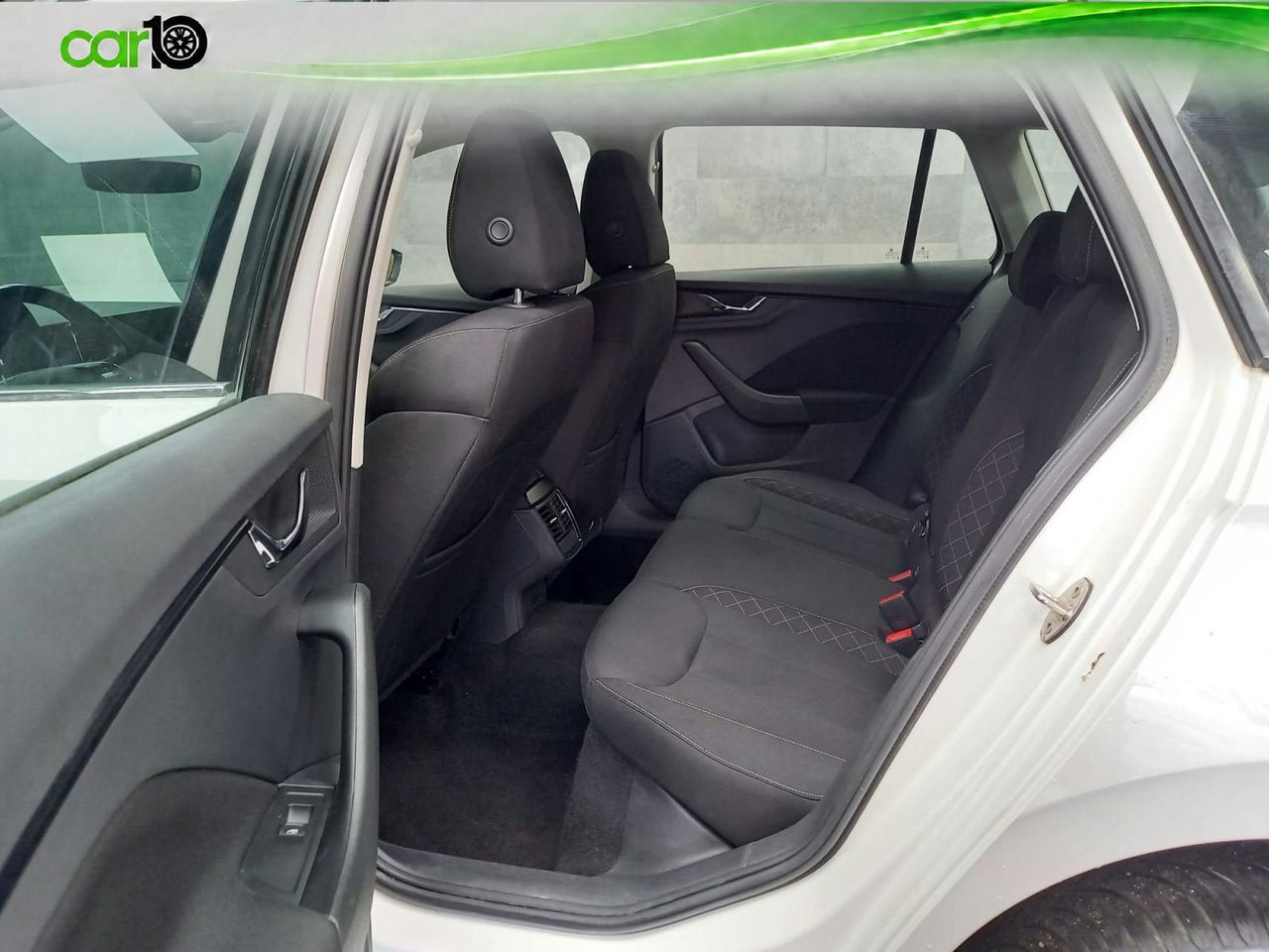 Skoda Kamiq 1.0 TSI 81kW (110CV) DSG Ambition  - Foto 11