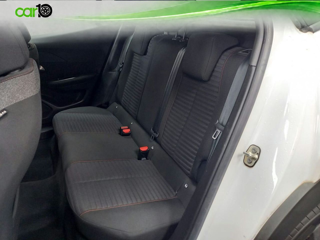 Peugeot 2008 Active Pack BlueHDI 81kW (110CV)  - Foto 11