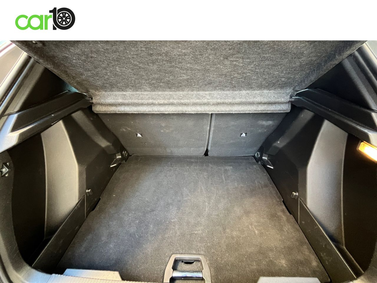 Peugeot 2008 Allure Puretech 130 S&S EAT8  - Foto 19