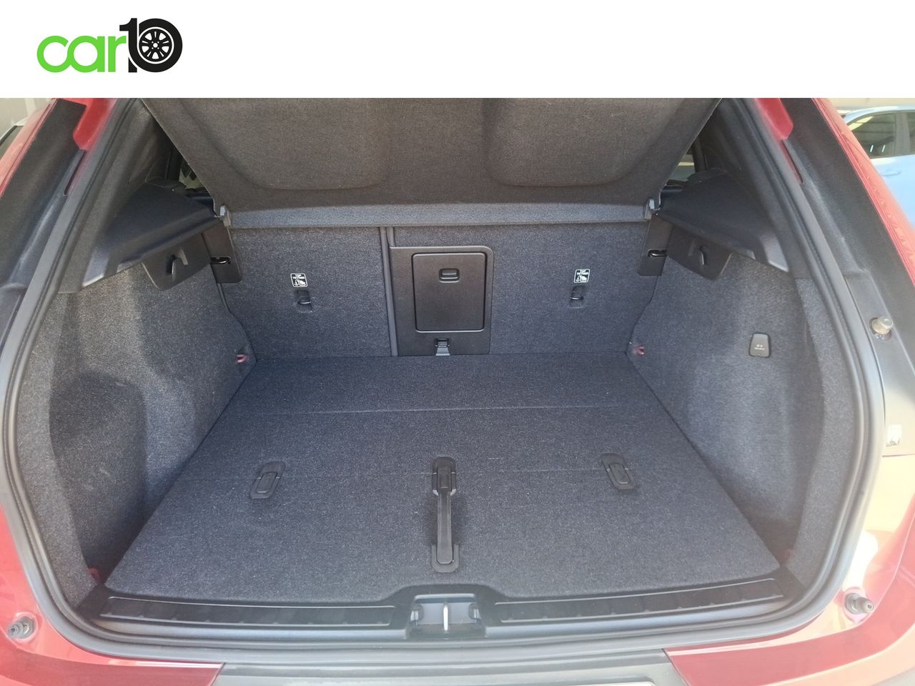 Volvo XC40 2.0 B3 G Core Auto  - Foto 17