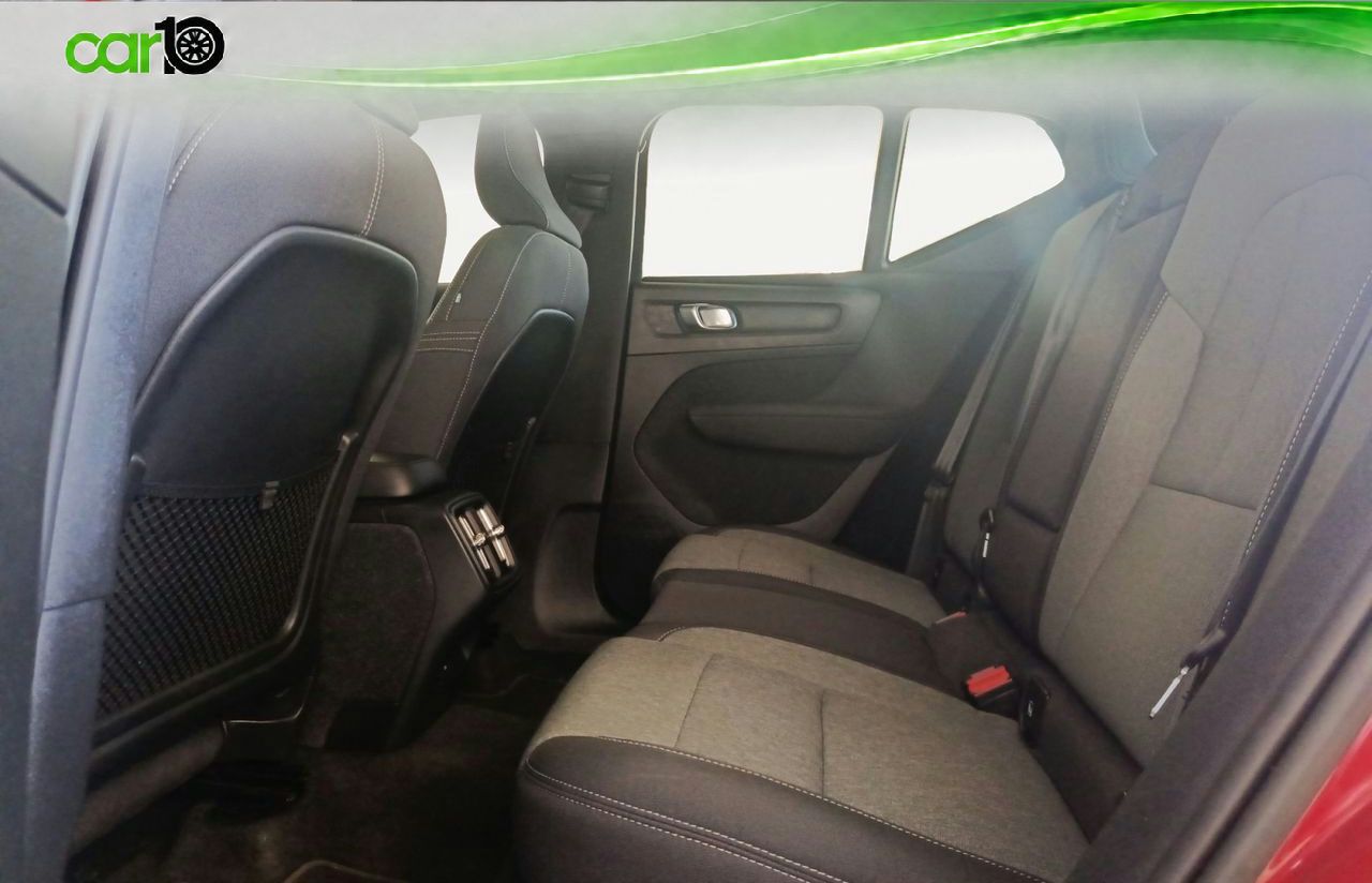Volvo XC40 2.0 B3 G Core Auto  - Foto 17