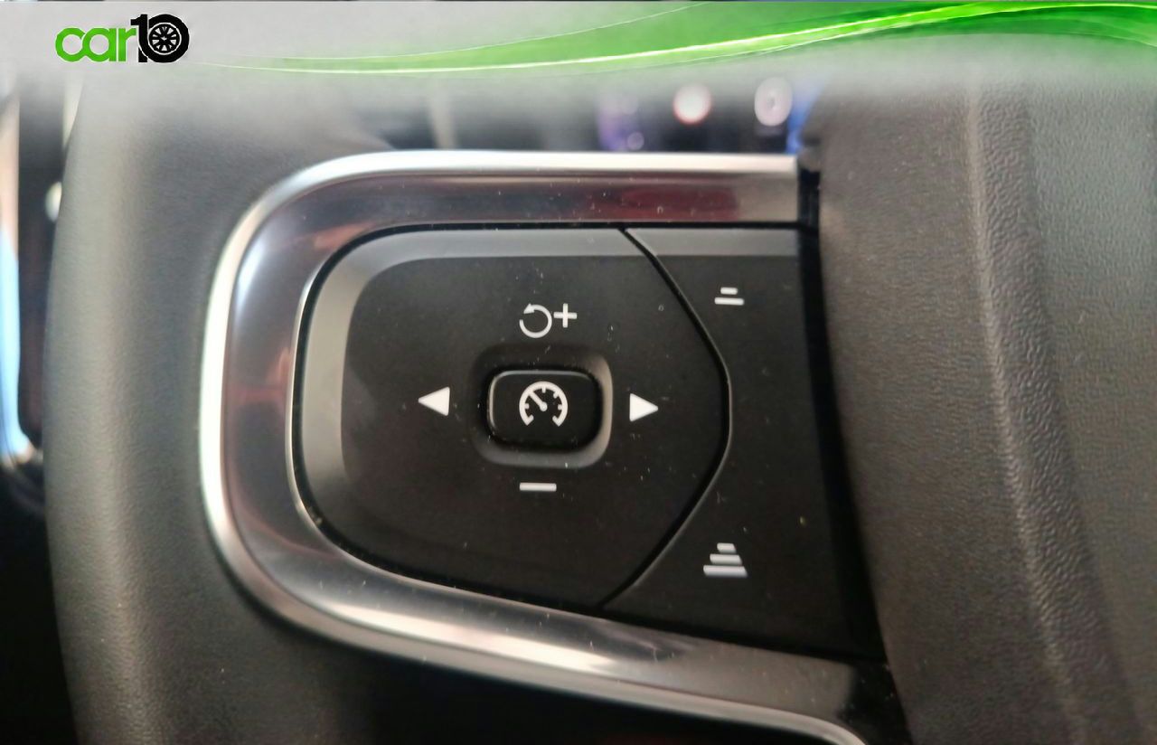 Volvo XC40 2.0 B3 G Core Auto  - Foto 13