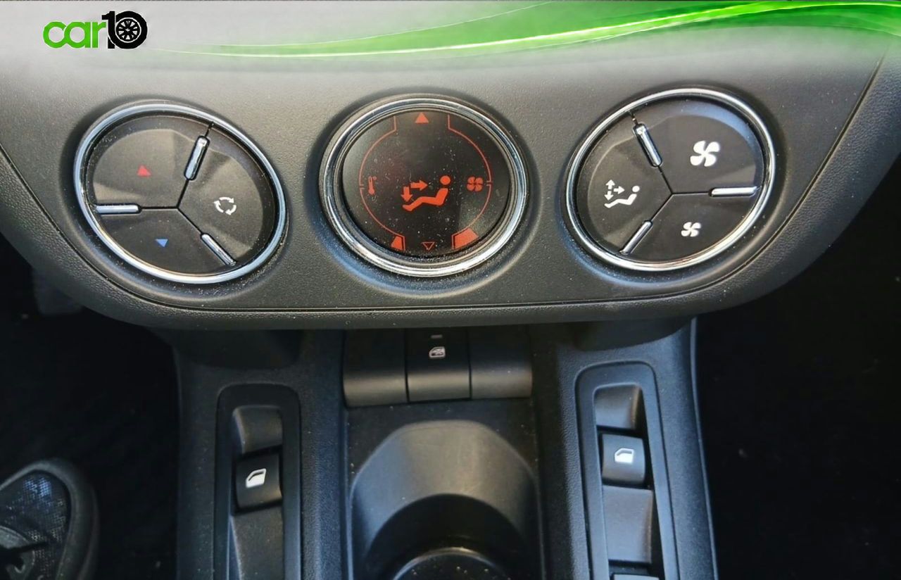 Citroën C-Elysée PureTech 60KW (82CV) Exclusive  - Foto 18