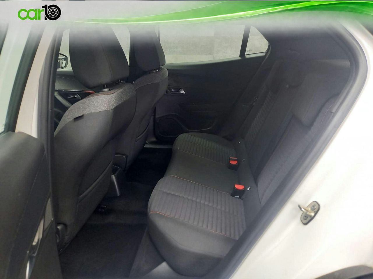 Peugeot 2008 Active BlueHDI 81kW (110CV)  - Foto 11