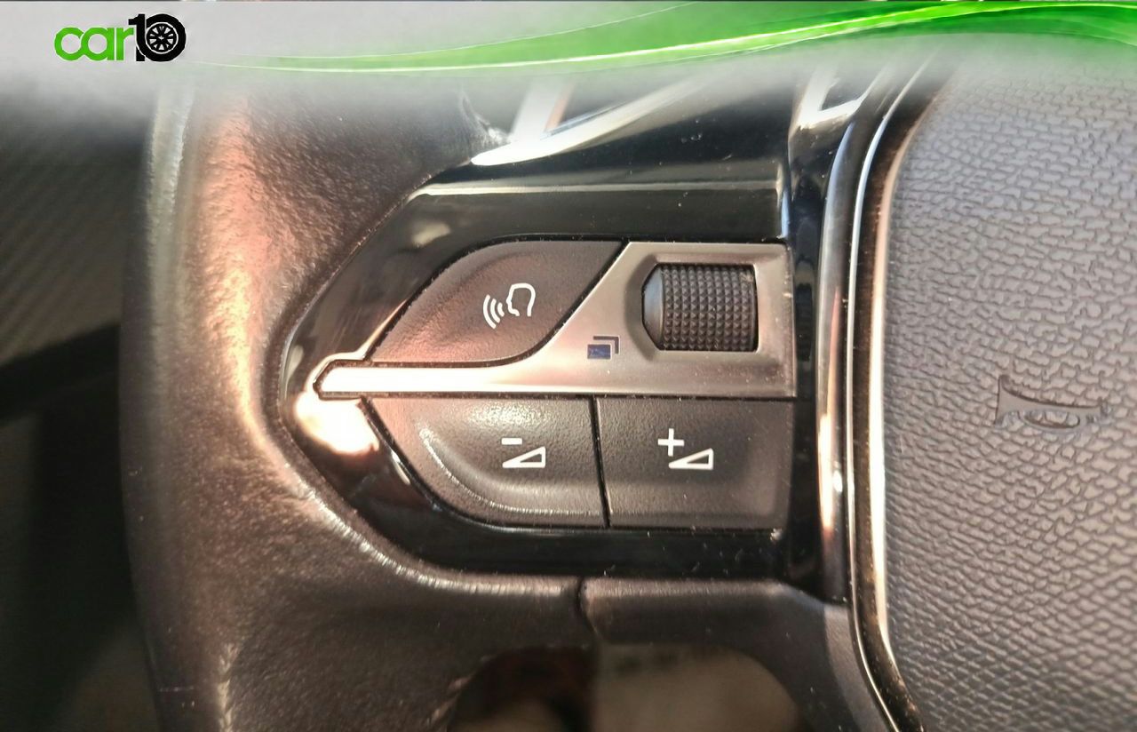 Peugeot 2008 Allure Pack Puretech 130 S&S EAT8  - Foto 20