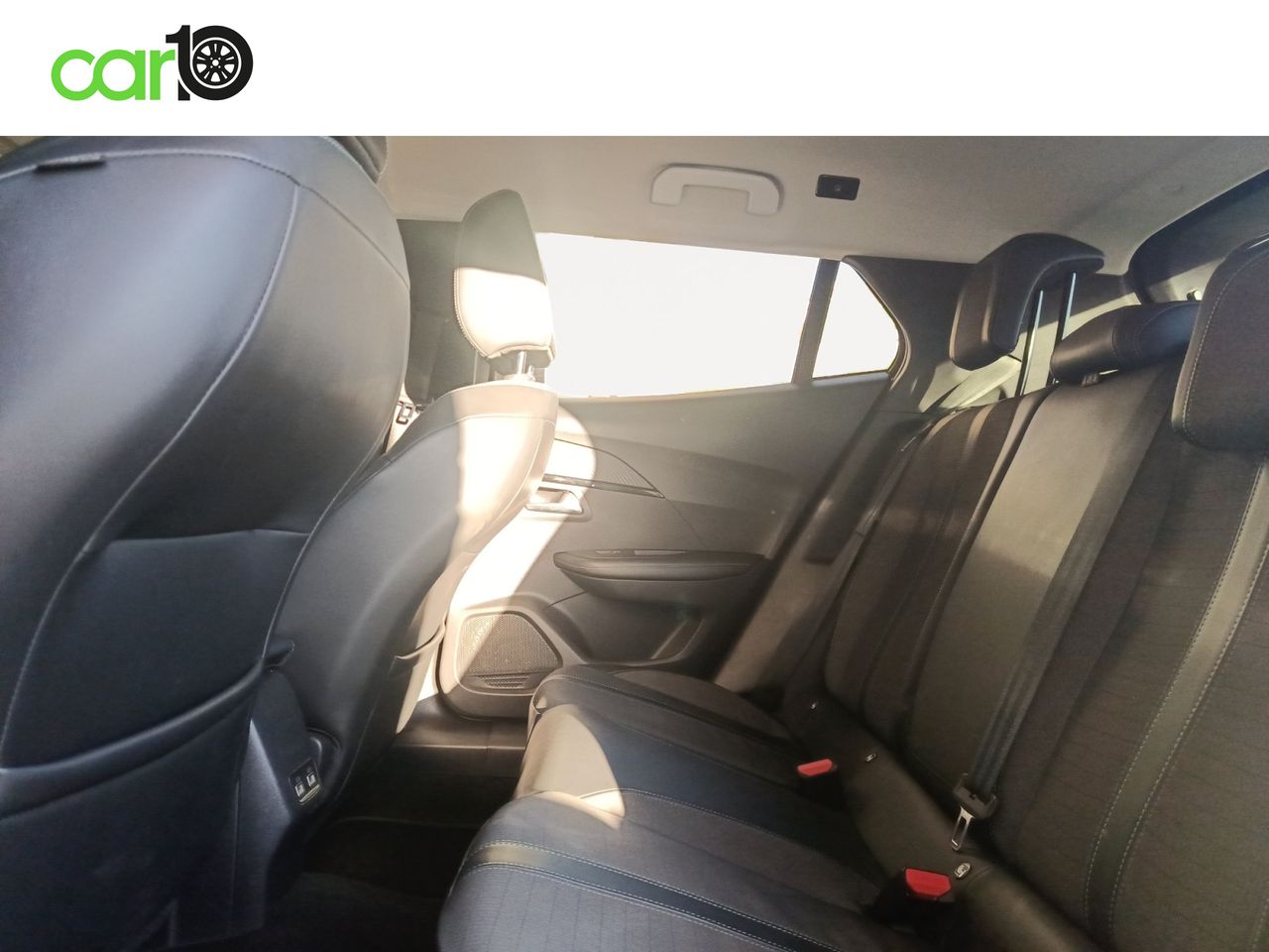 Peugeot 2008 Allure Pack Puretech 130 S&S EAT8  - Foto 12