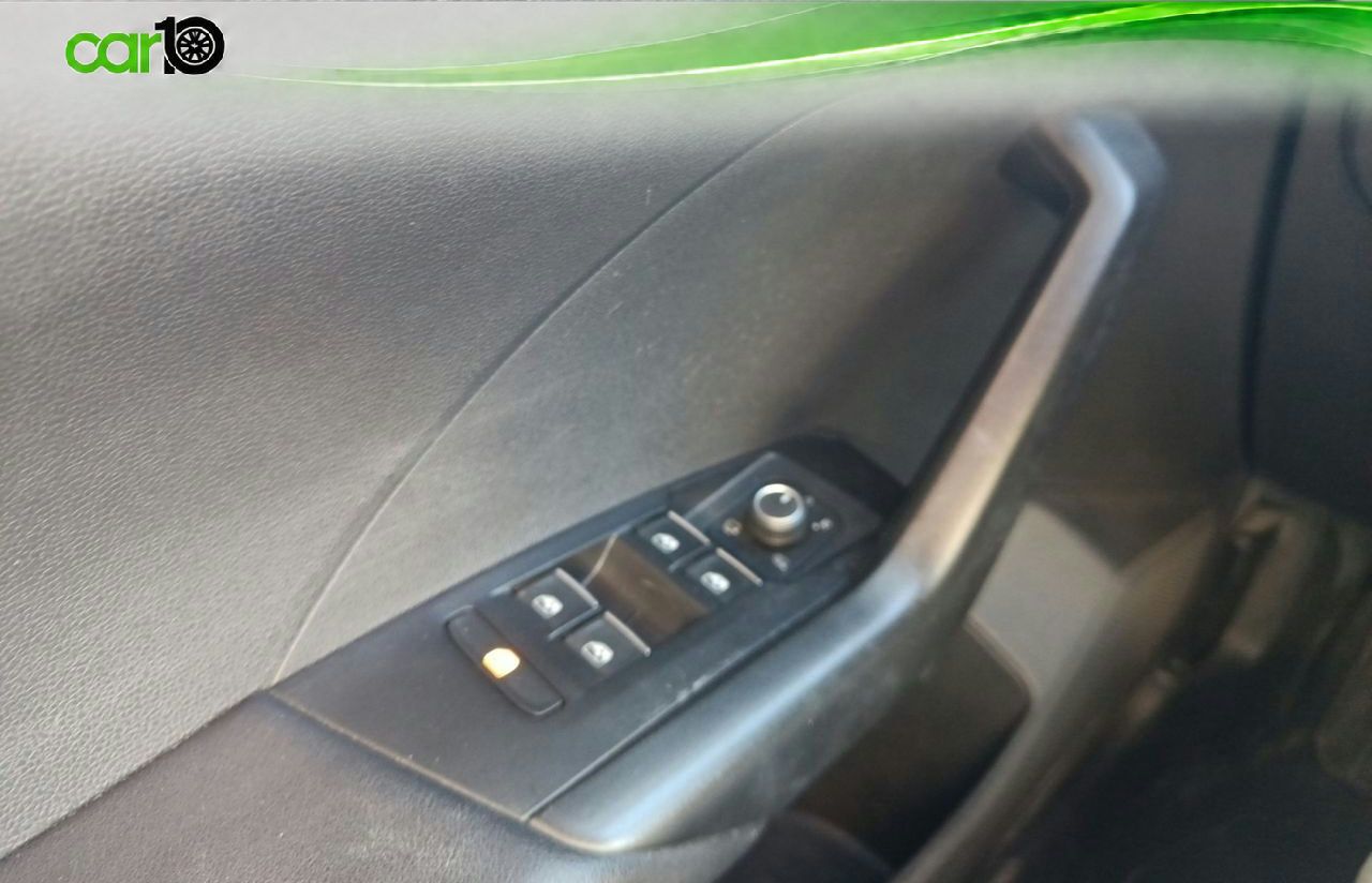 Volkswagen T-Cross R LINE  - Foto 16