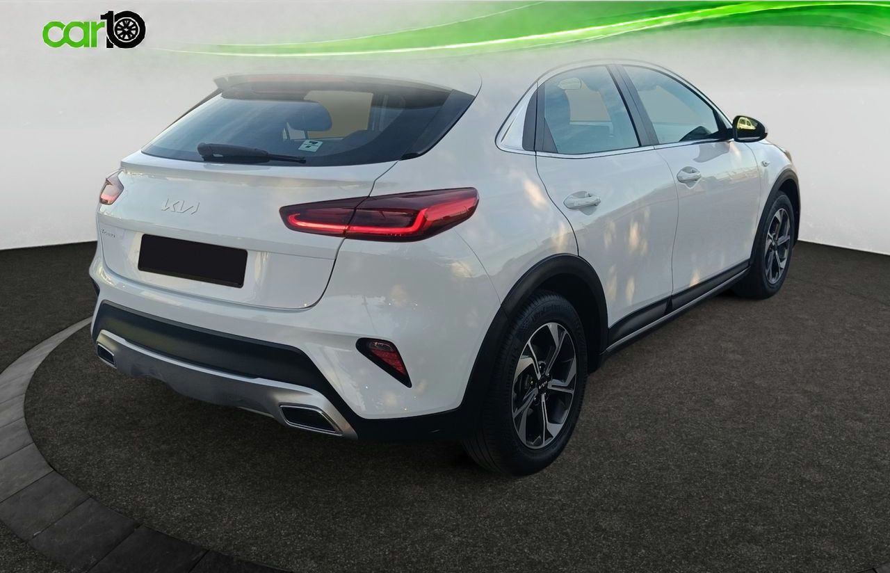 Kia XCeed 1.0 T-GDi Emotion 88kW (120CV)  - Foto 8