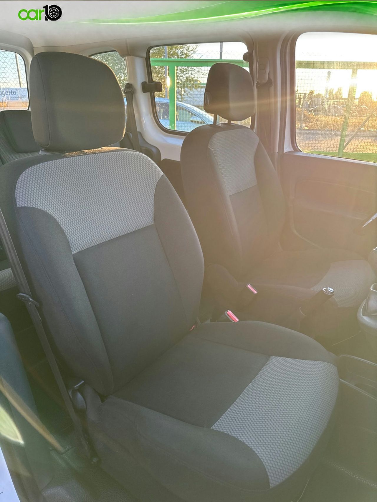 Renault Kangoo COMBI  - Foto 17