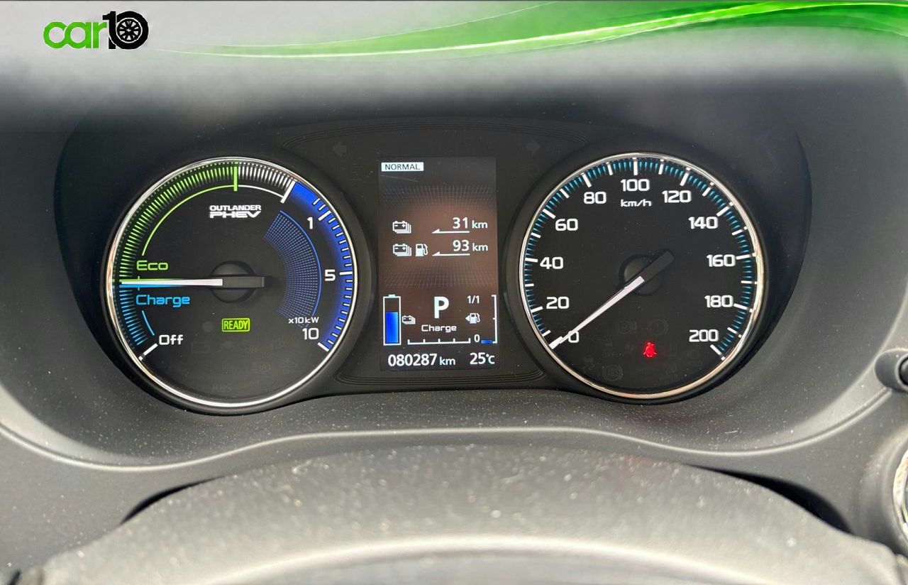Mitsubishi Outlander 2.4 PHEV Motion Auto 4WD MY19.5  - Foto 14