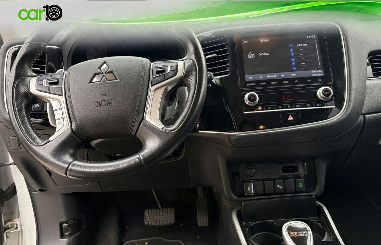 Mitsubishi Outlander 2.4 PHEV Motion Auto 4WD MY19.5  - Foto 10