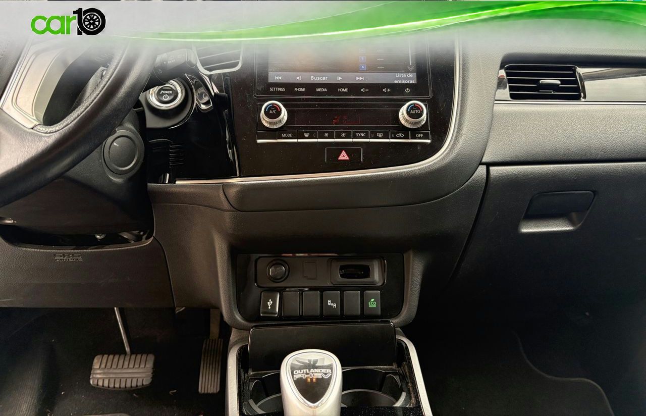 Mitsubishi Outlander 2.4 PHEV Motion Auto 4WD MY19.5  - Foto 16