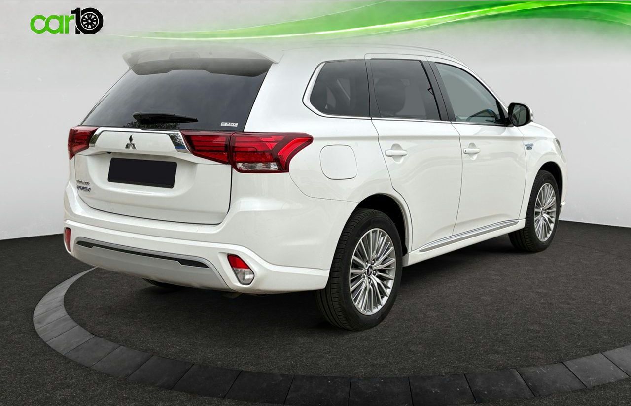 Mitsubishi Outlander 2.4 PHEV Motion Auto 4WD MY19.5  - Foto 13