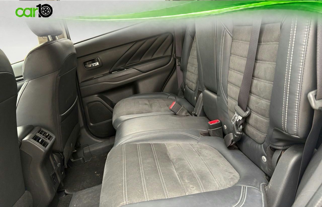 Mitsubishi Outlander 2.4 PHEV Motion Auto 4WD MY19.5  - Foto 8
