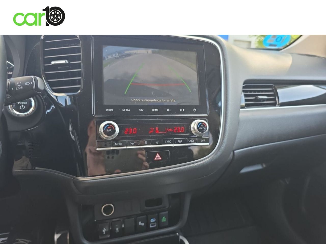 MITSUBISHI OUTLANDER 2.4 PHEV Kaiteki+ Auto 4WD  - Foto 19