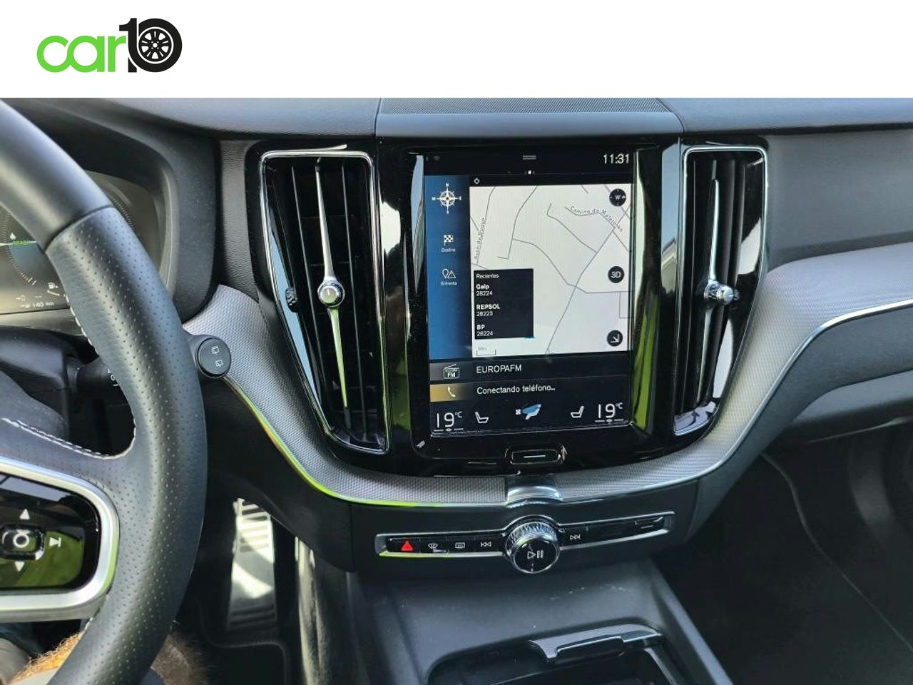 Volvo XC60 2.0 T8 AWD R-Design Auto  - Foto 4