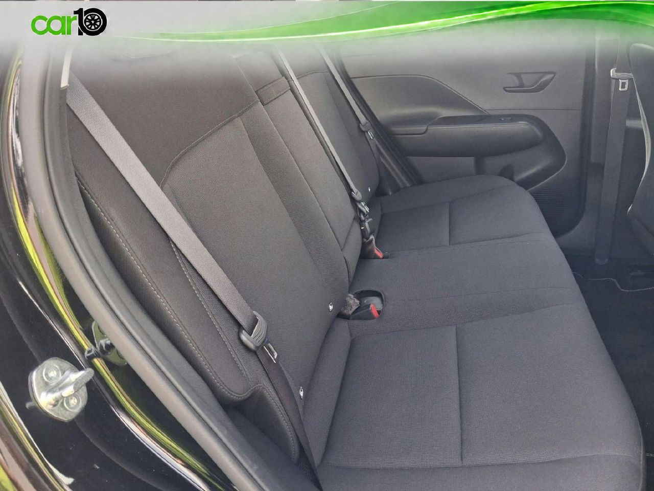 Hyundai Kona todoterreno 1.6 GDI HEV Maxx DCT  - Foto 8