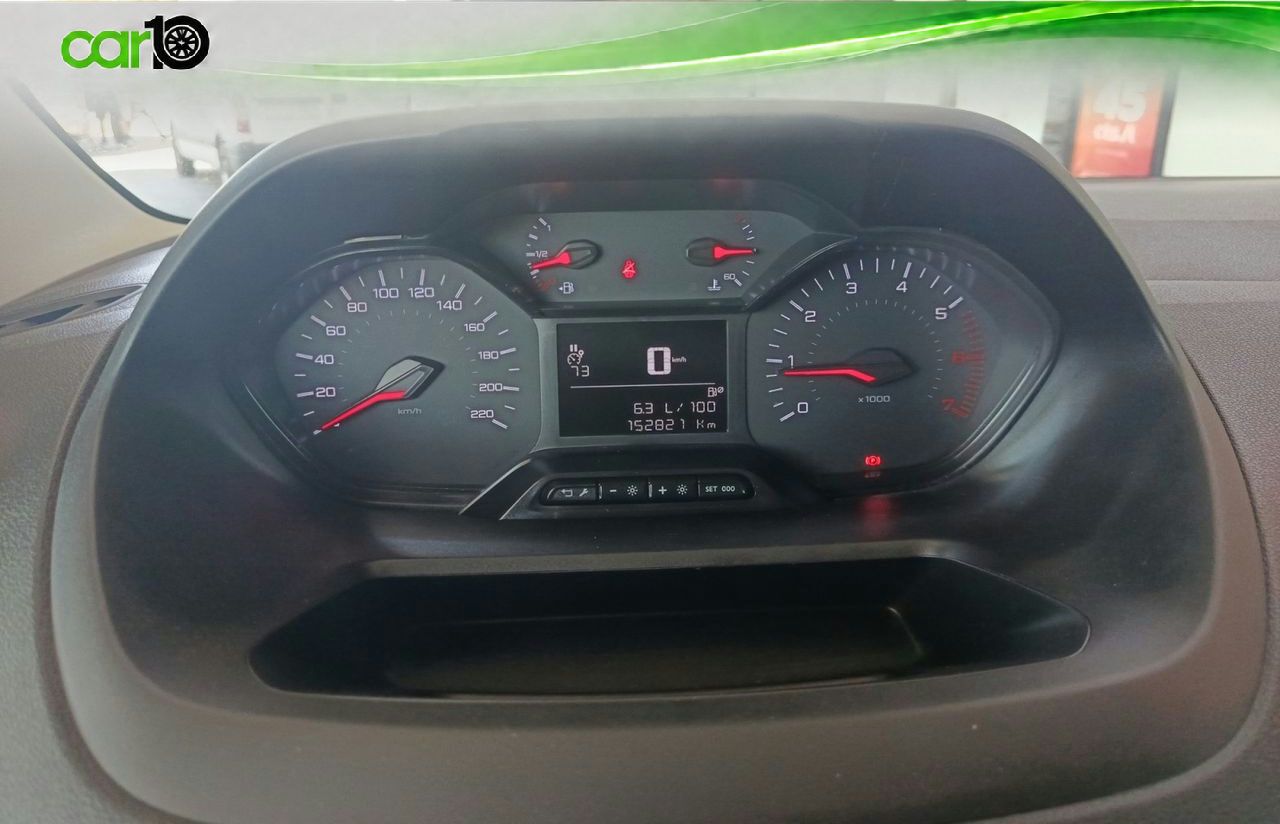 Peugeot Partner PRO STANDARD 8  - Foto 13