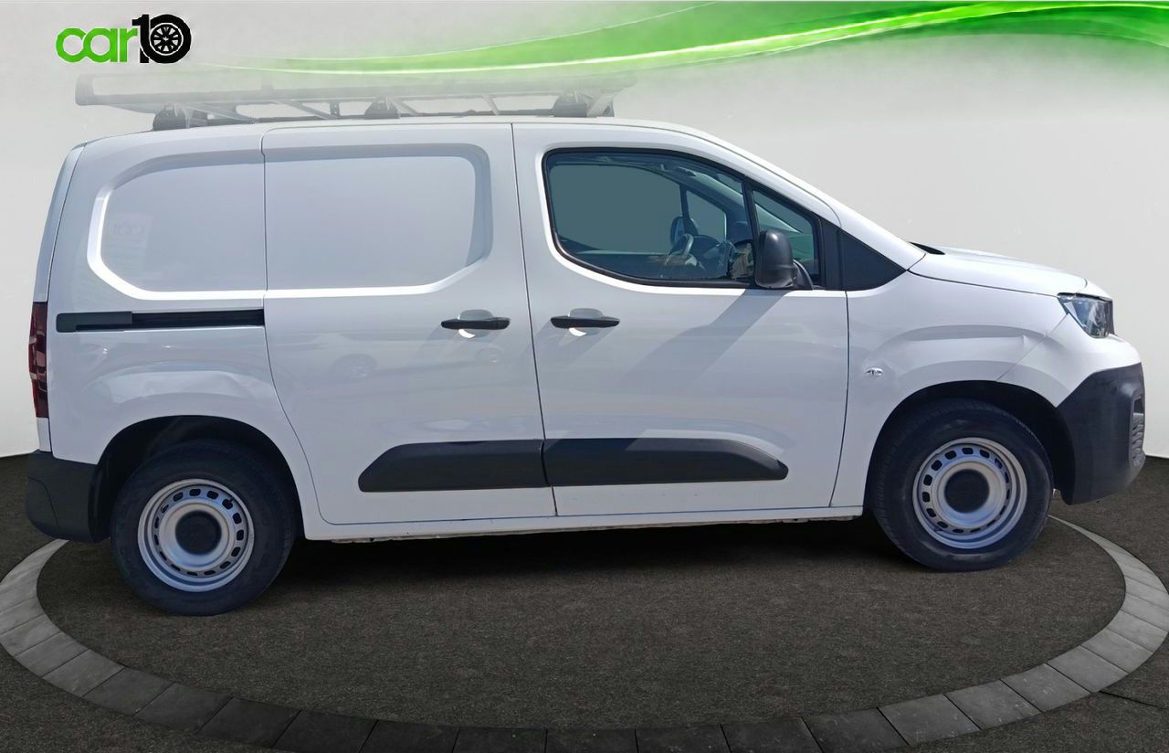 Peugeot Partner PRO STANDARD 8  - Foto 23