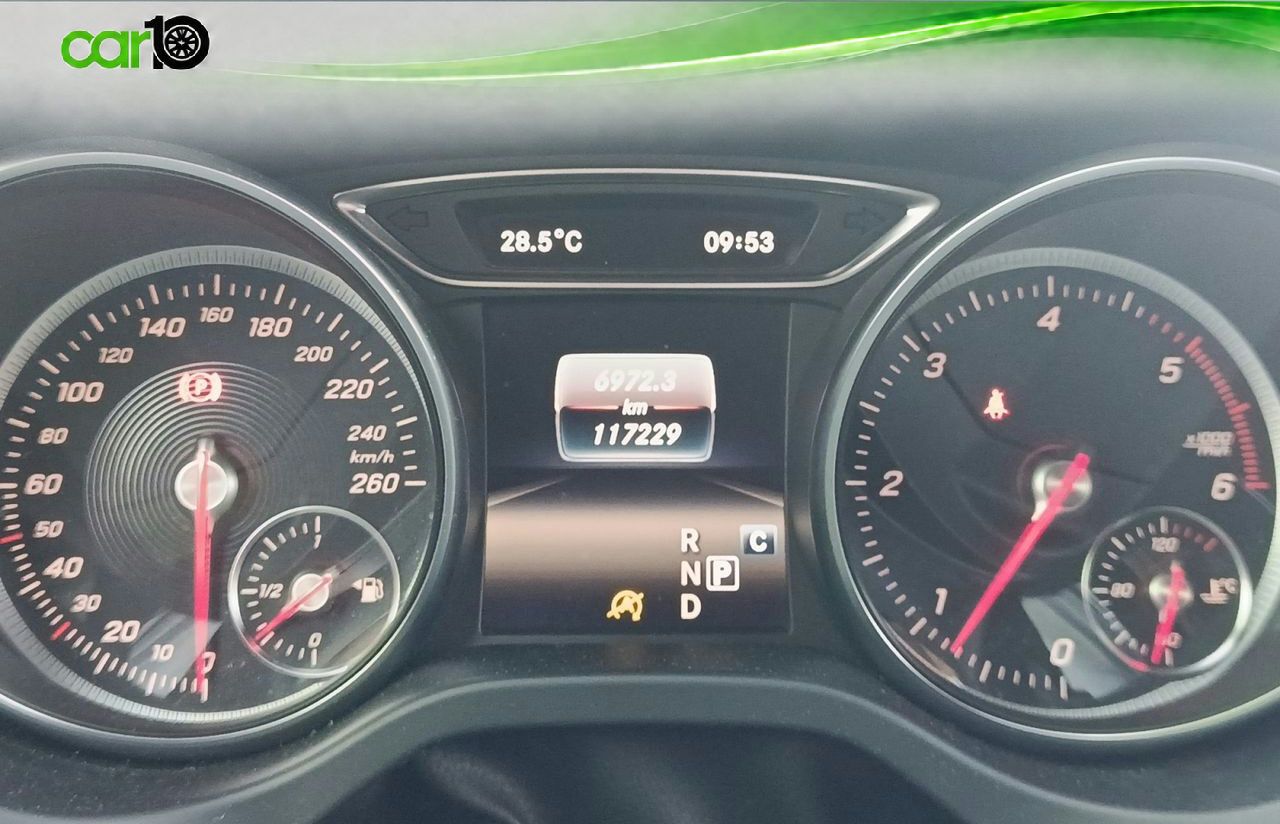 Mercedes CLA 200 D DCT Shooting Brake  - Foto 18