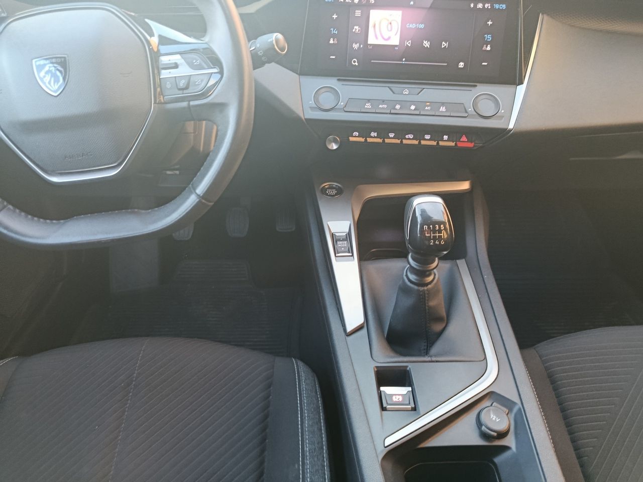 Peugeot 308 5P Active Pack BlueHDi 130 S&S MAN  - Foto 10