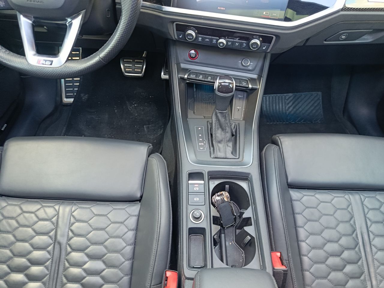 Audi Q3 RS 2.5 TFSI quattro  - Foto 11