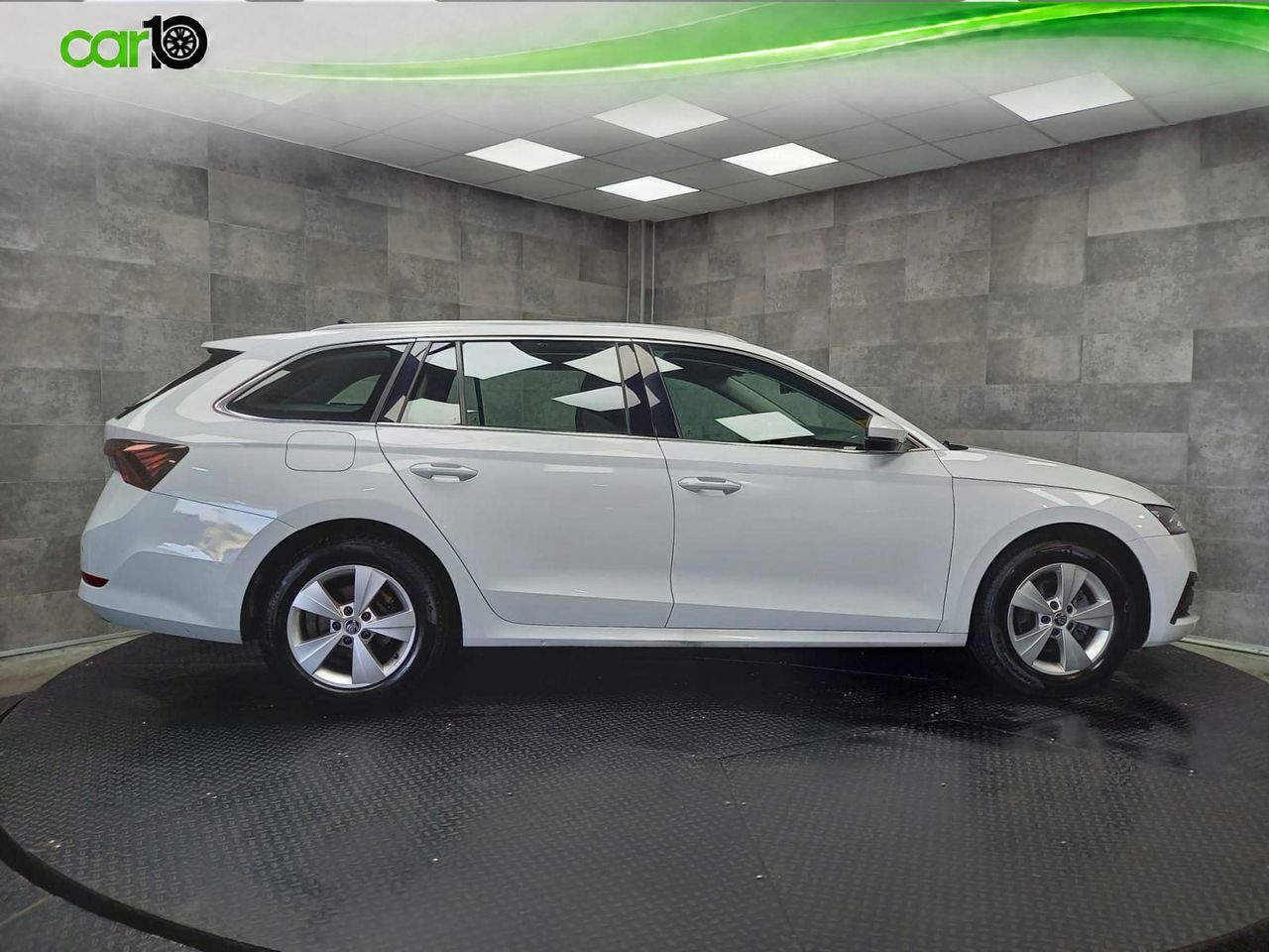Skoda Octavia Combi 1.0 TSI 81kW(110CV) DSG mHEV Ambi.  - Foto 4