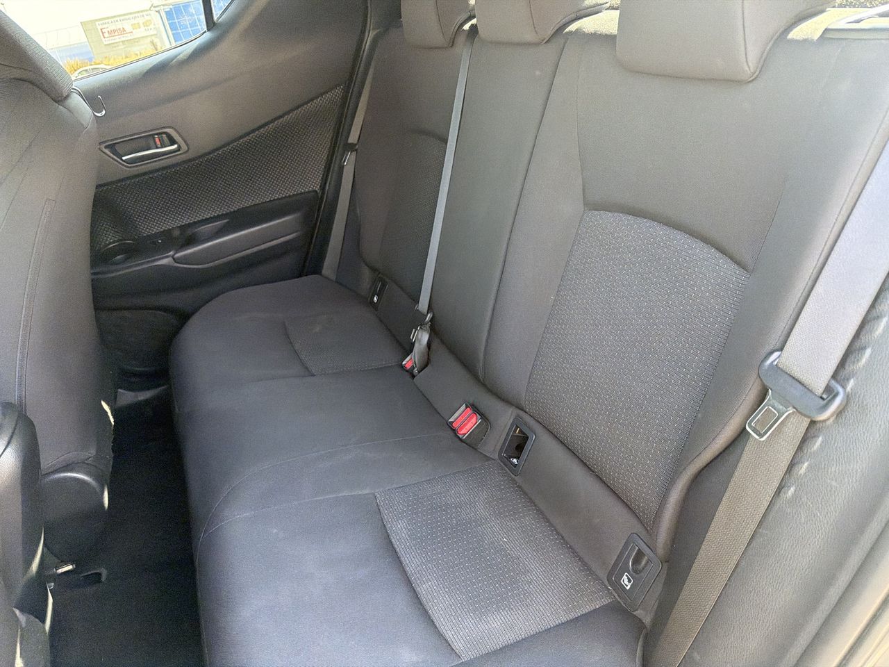 Toyota C-HR 1.8 125H Advance  - Foto 12
