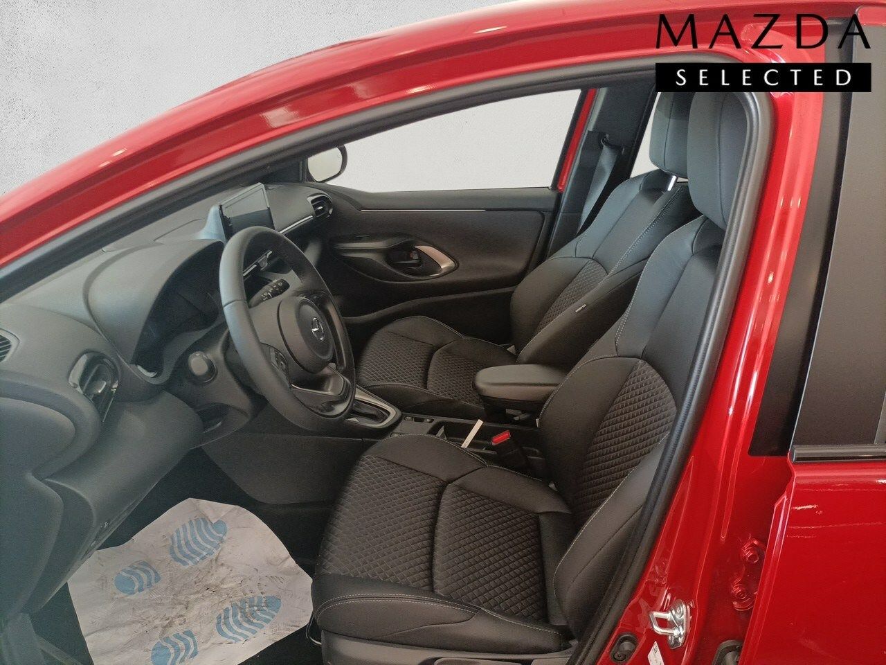 mazda 2 2024 / foto grande (2)