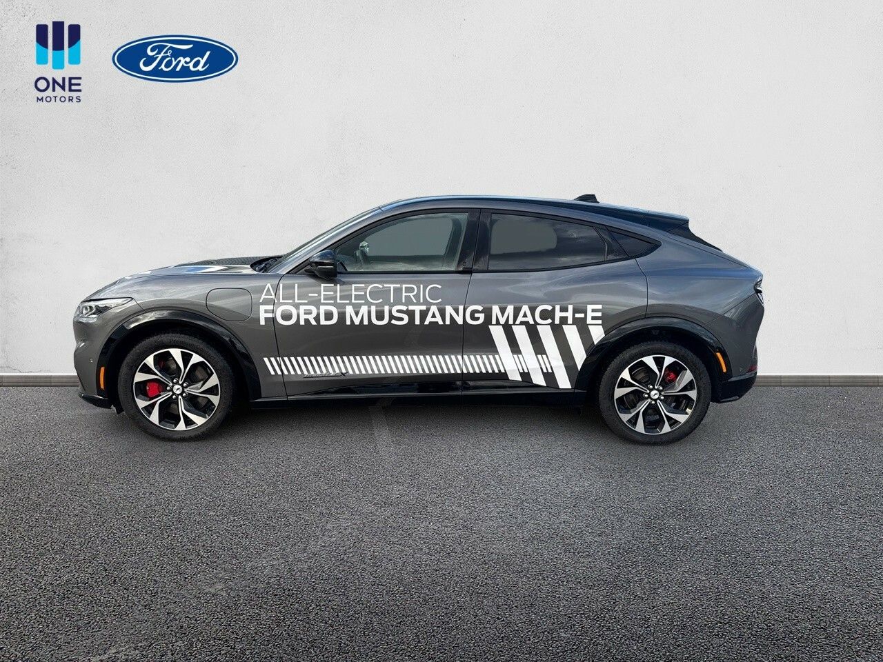 ford mustang 2024 / foto grande (2)