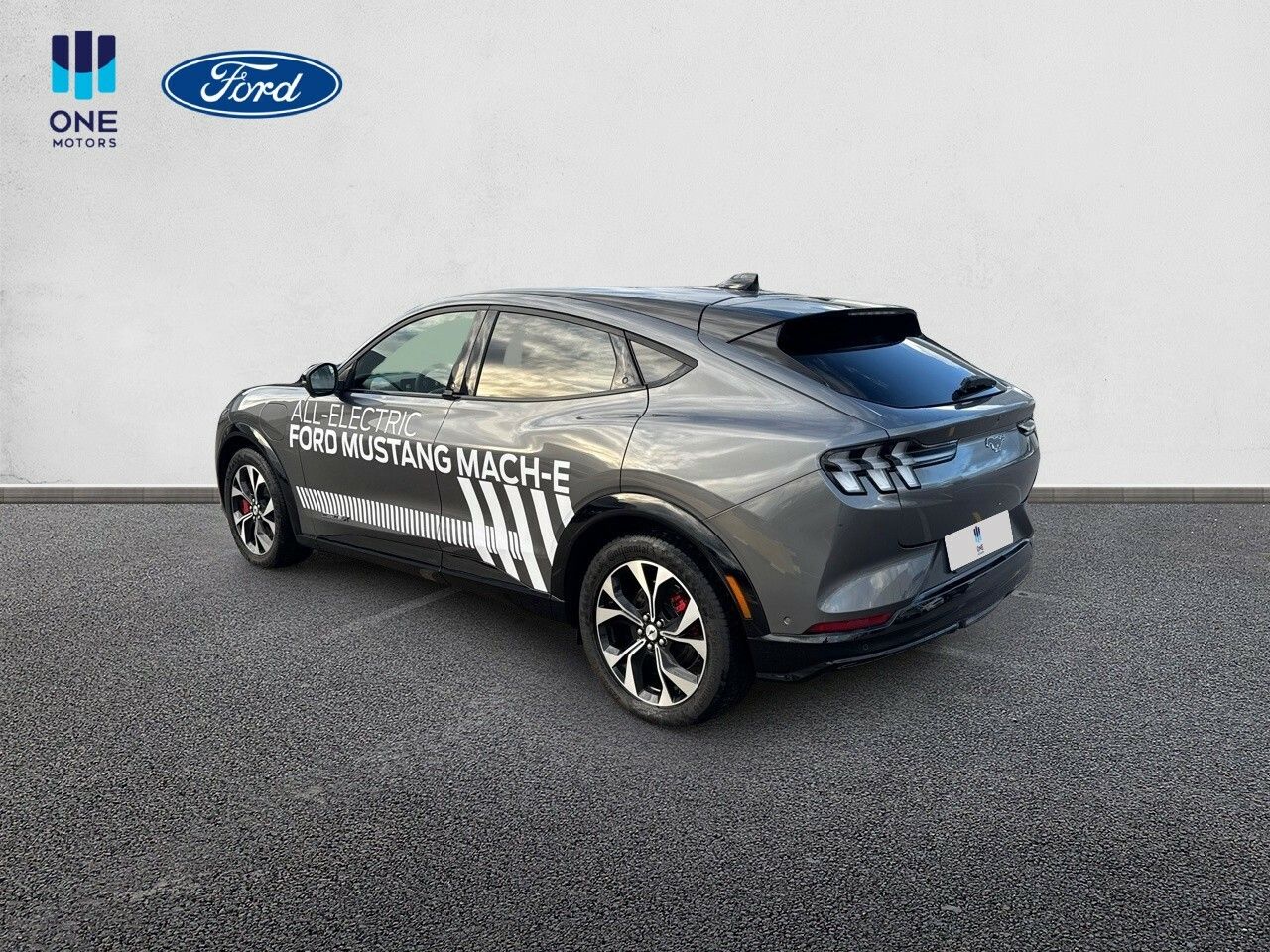 ford mustang 2024 / foto grande (3)
