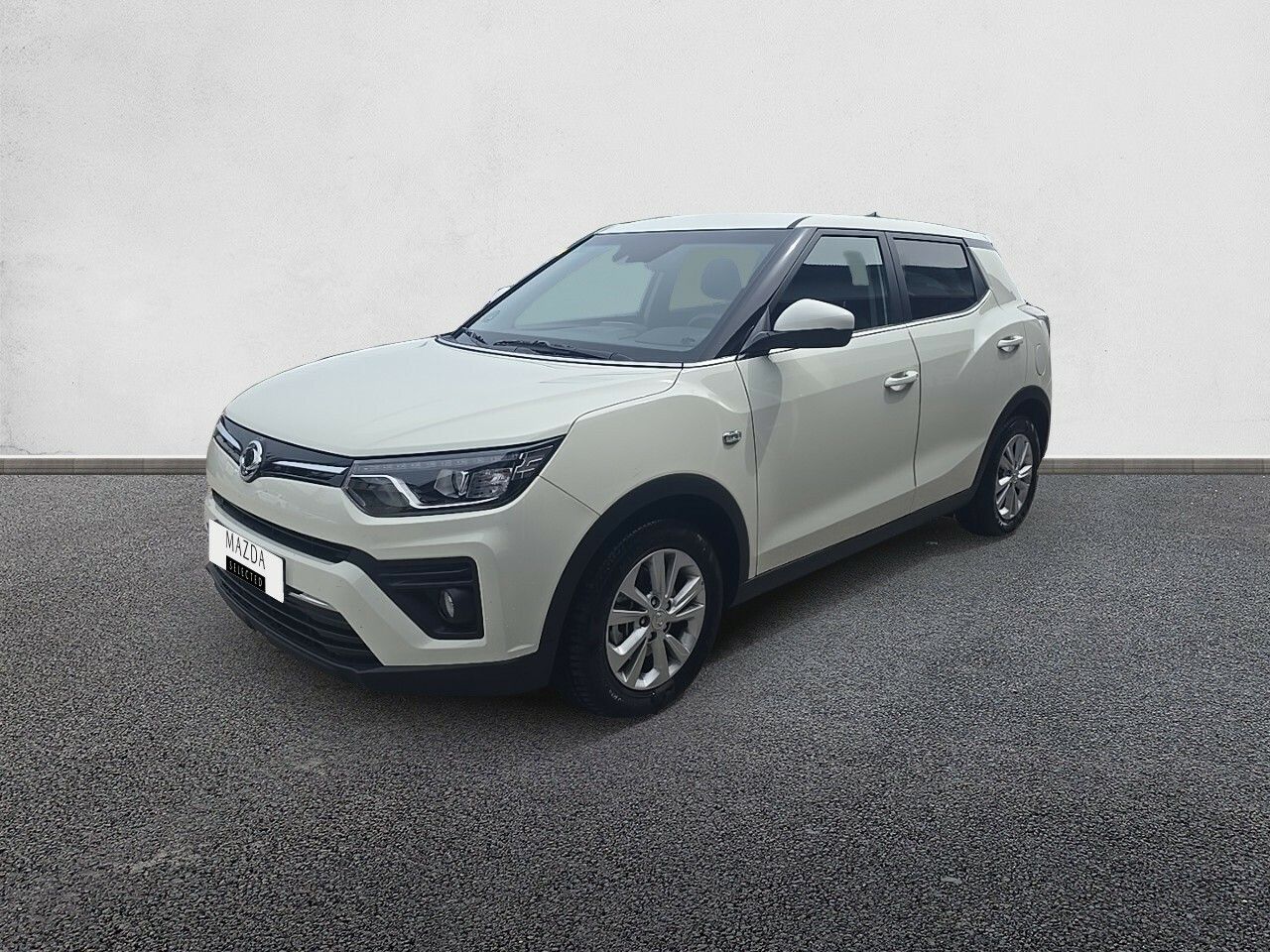 Edificio tres alturas  de segunda mano - ssangyong tivoli 2020 /