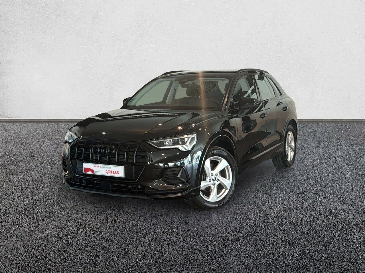 audi q3 2024 /