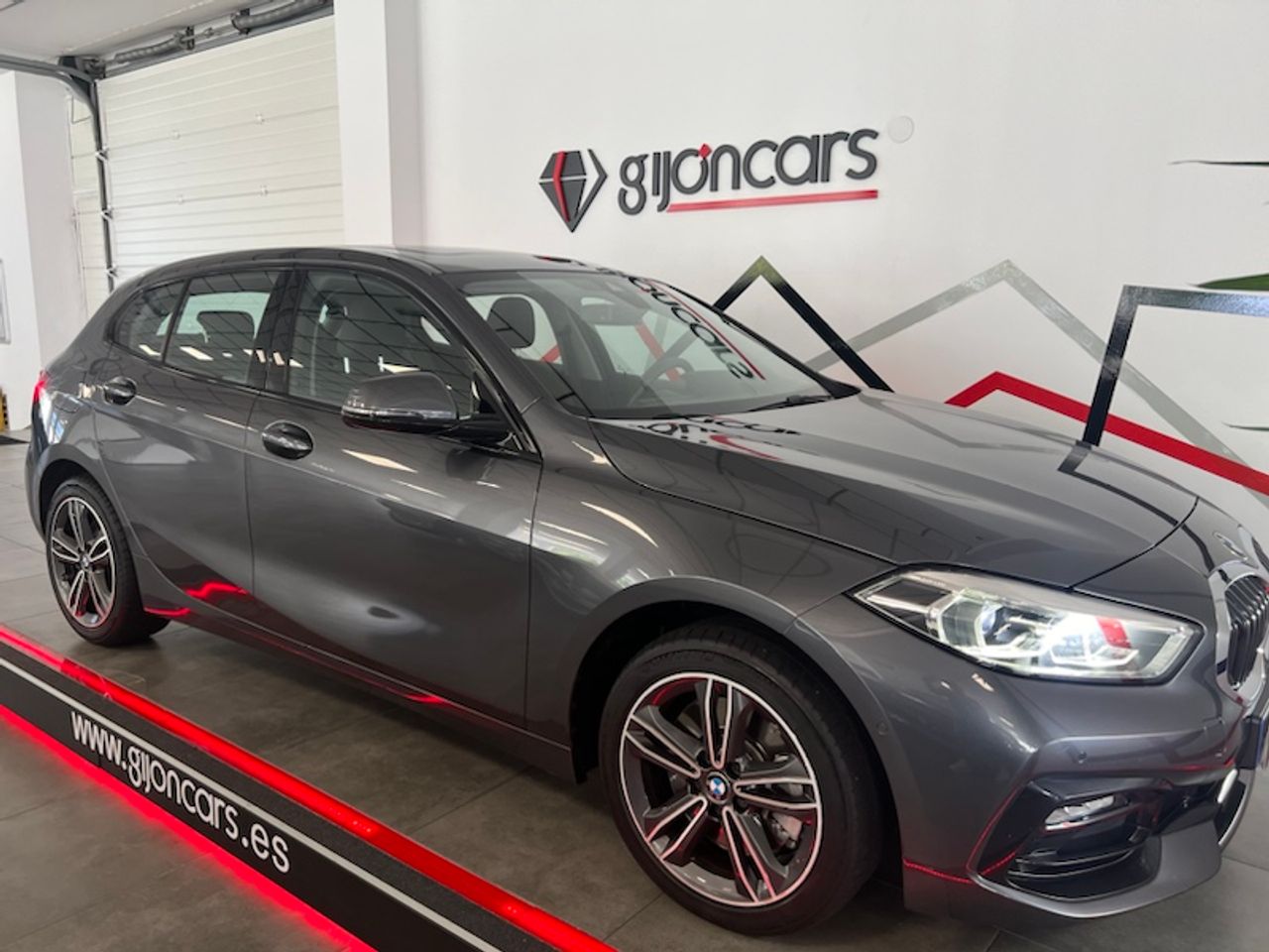 bmw serie 1 2020 / foto grande (2)