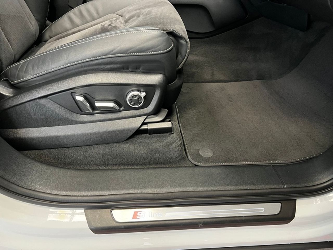 Audi Q7 3.0 TDI quattro tiptronic - foto 42