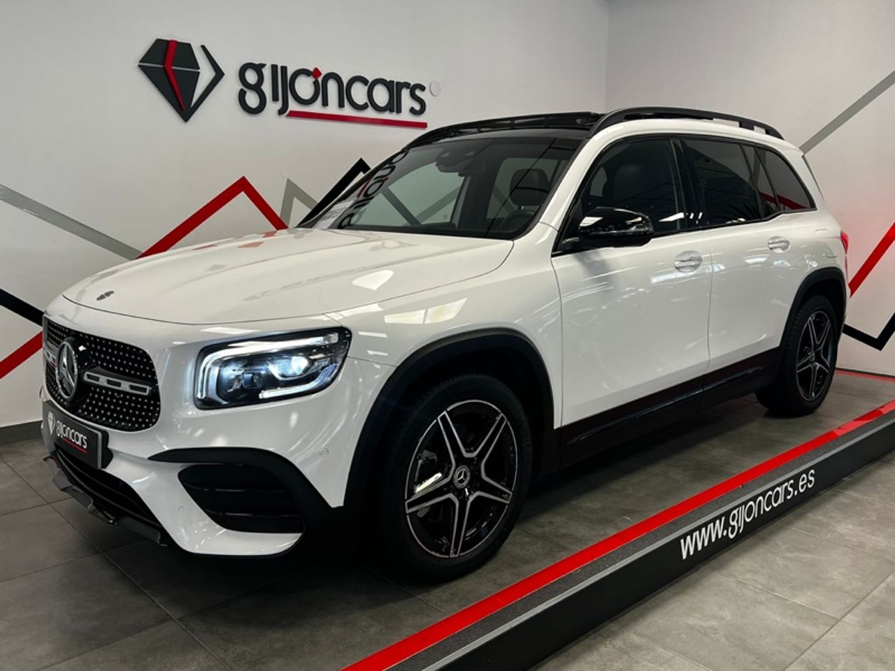 Foto mercedes glb 2020 /