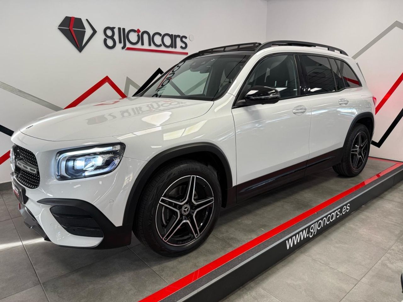 Foto mercedes glb 2020 /