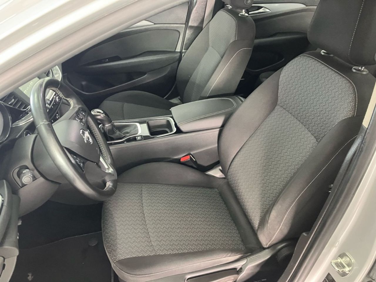 Opel Insignia ST 1.6 CDTi 100kW Turbo D Selective WLTP - foto 9