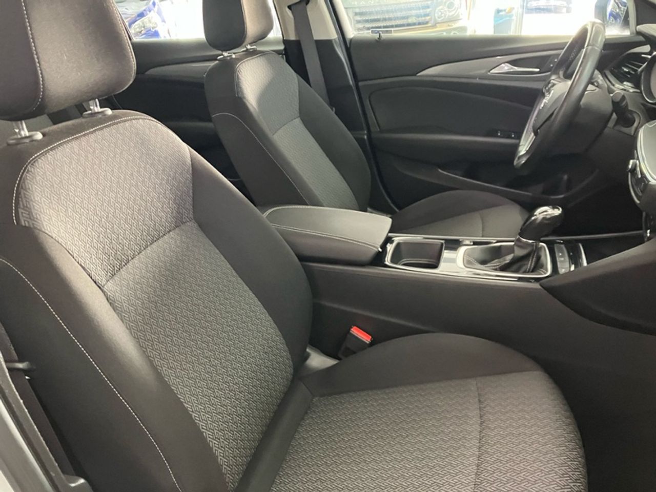 Opel Insignia ST 1.6 CDTi 100kW Turbo D Selective WLTP - foto 8