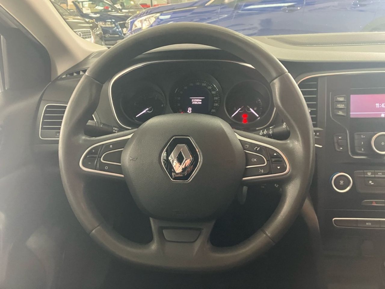 renault megane 2018 / foto grande (3)