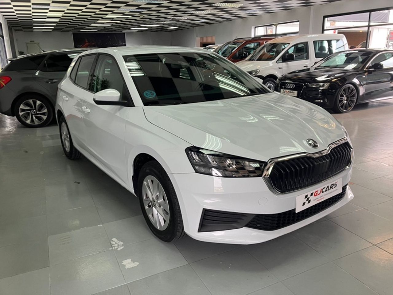 skoda fabia 2022 / foto grande (2)