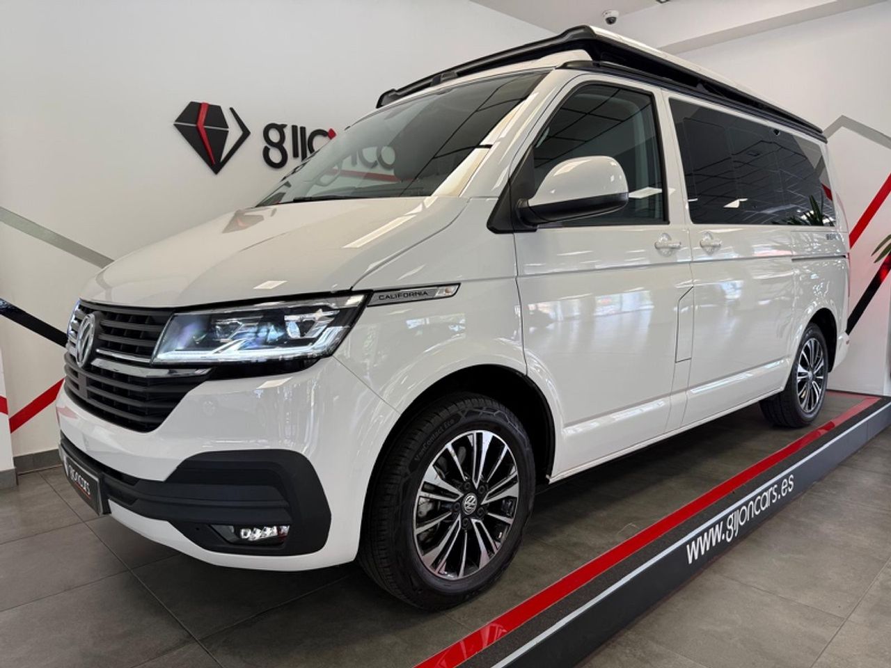 Foto volkswagen california 2020 /
