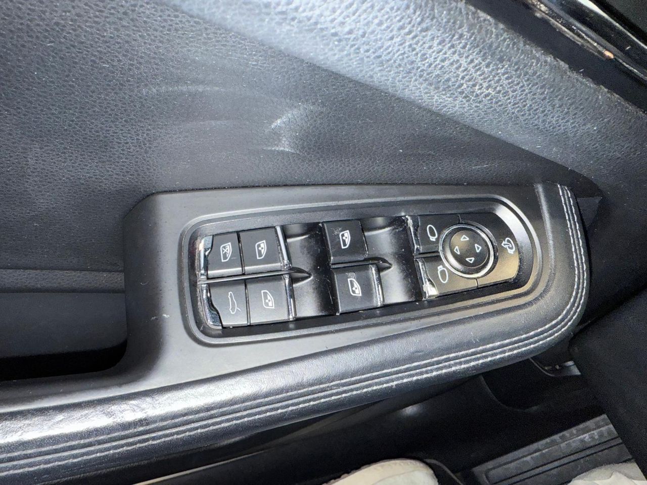 Porsche Macan S - foto 40