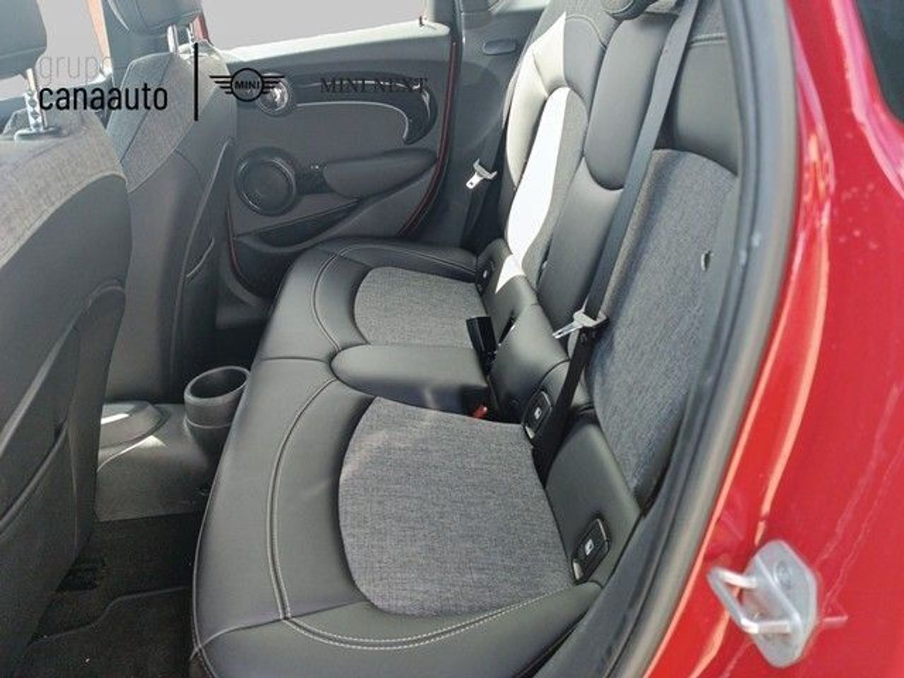 MINI 5 Puertas Cooper 100 kW (136 CV) - Foto 2